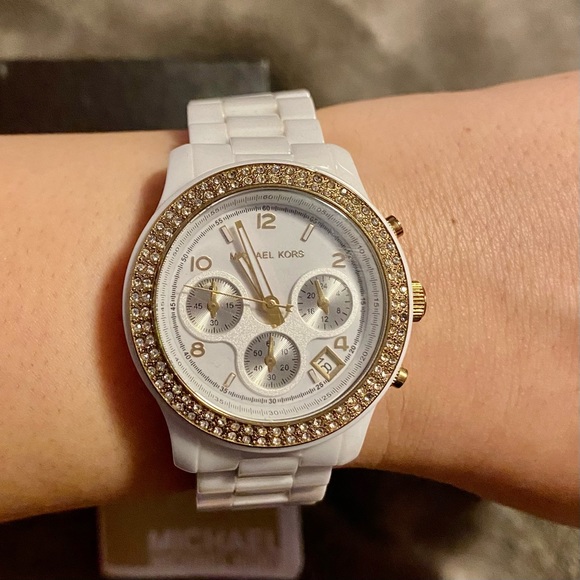 Michael Kors - White/Gold Ceramic Watch - MK5237 - Picture 2 of 4